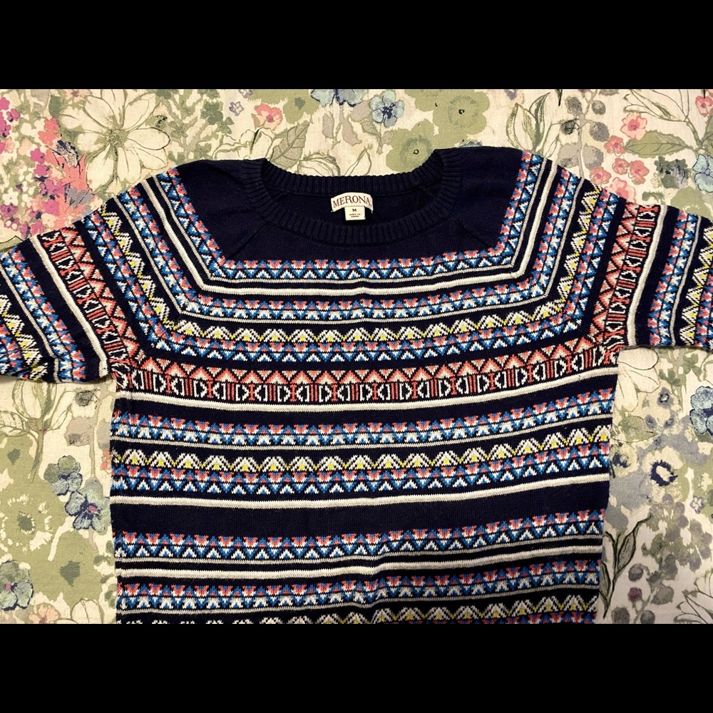 Patterned Sweater - Picture 2 of 4